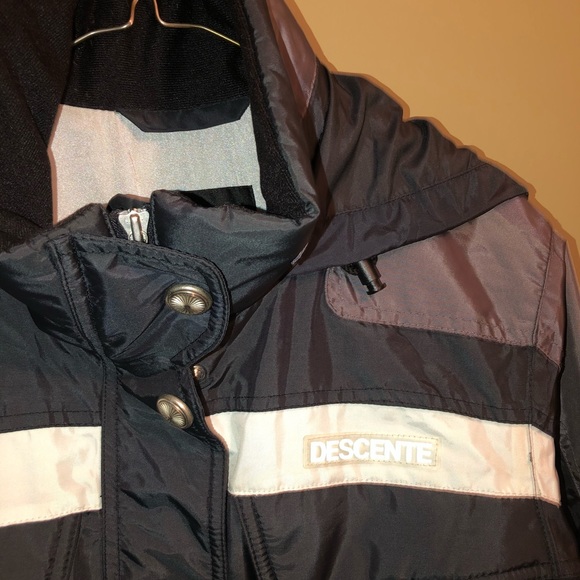 Descente Sz 10 Jacket. - Picture 3 of 16